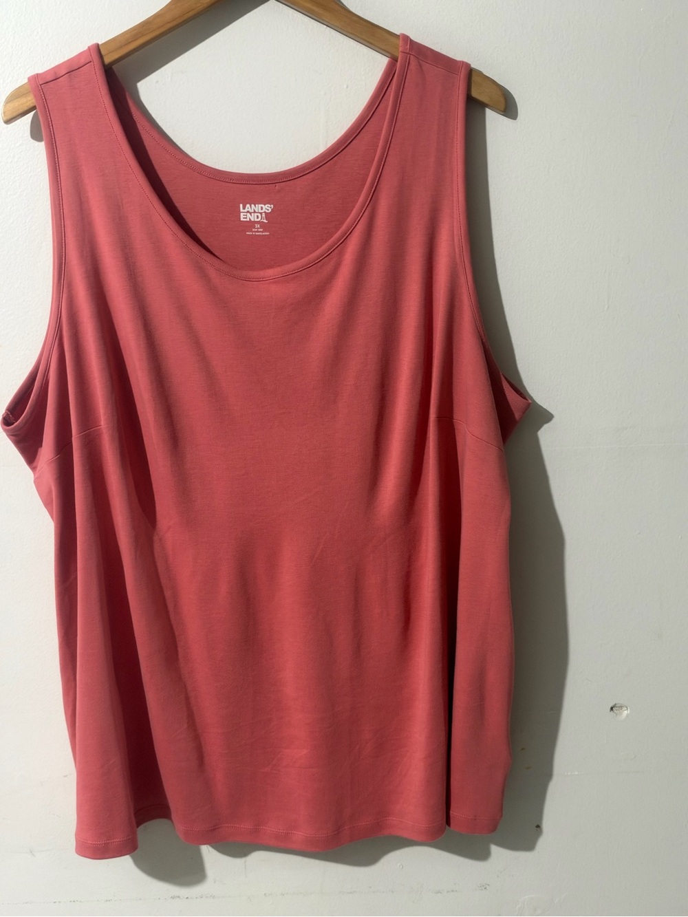 Lands' End Women's Coral-Red Scoop Neck Tank